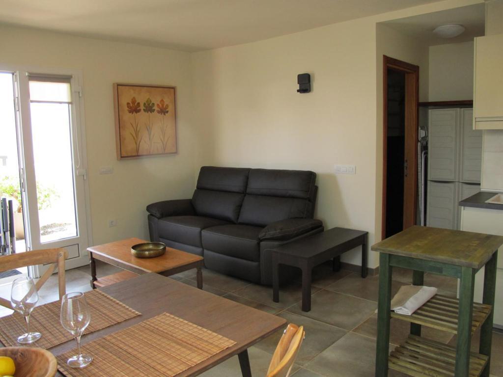 Bungalow Lido-Playa Roca Residence With Sea Front Access - Free Ac - Wifi Коста Тегисе Екстериор снимка